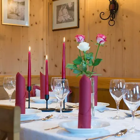 Gasthof-pension Brauner Hirsch In - Mittelfranken Πανσιόν Άλφελντ